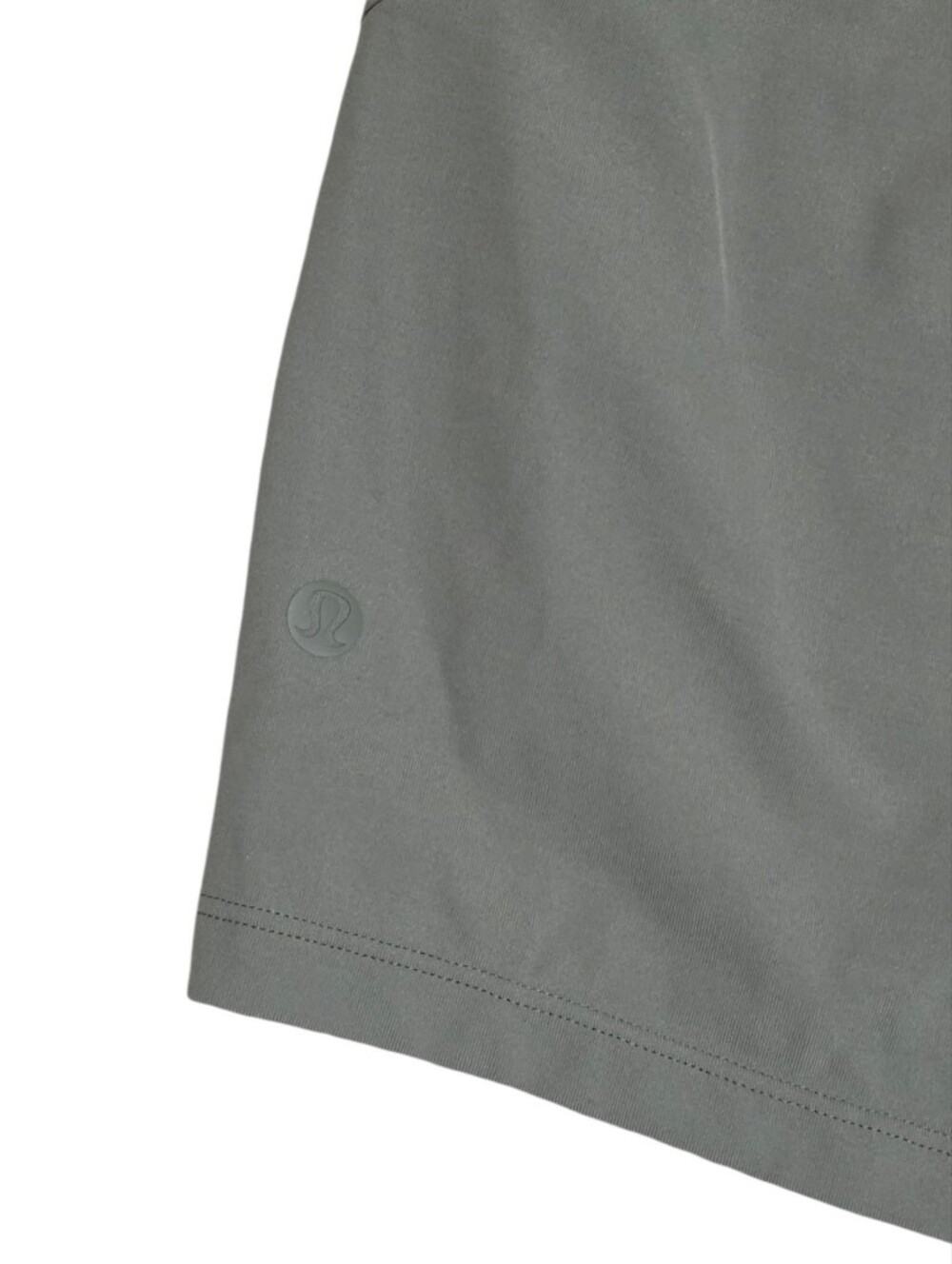 Lululemon On The Fly Shorts Woven 2.5" Grey Sage Size 2 - Picture 4 of 5